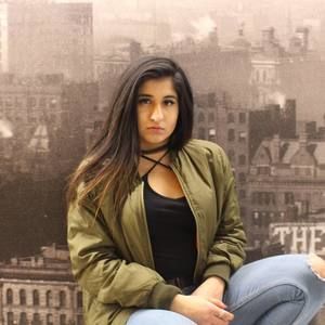 Meet your Posher, Harleen